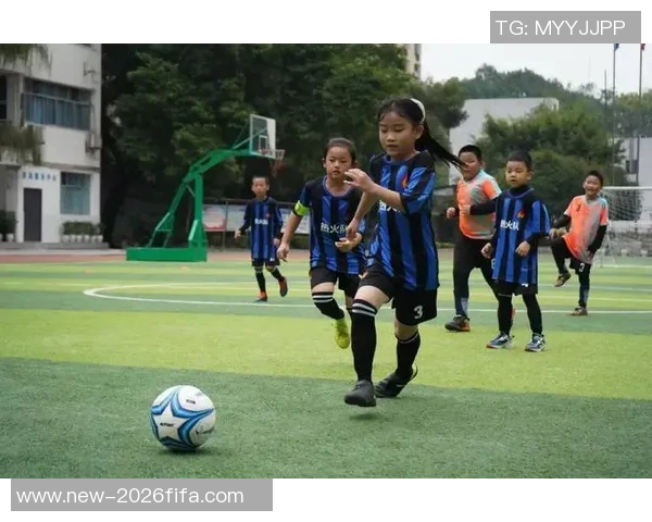 提升青少年综合素质的足球体育课程探索与实践研究